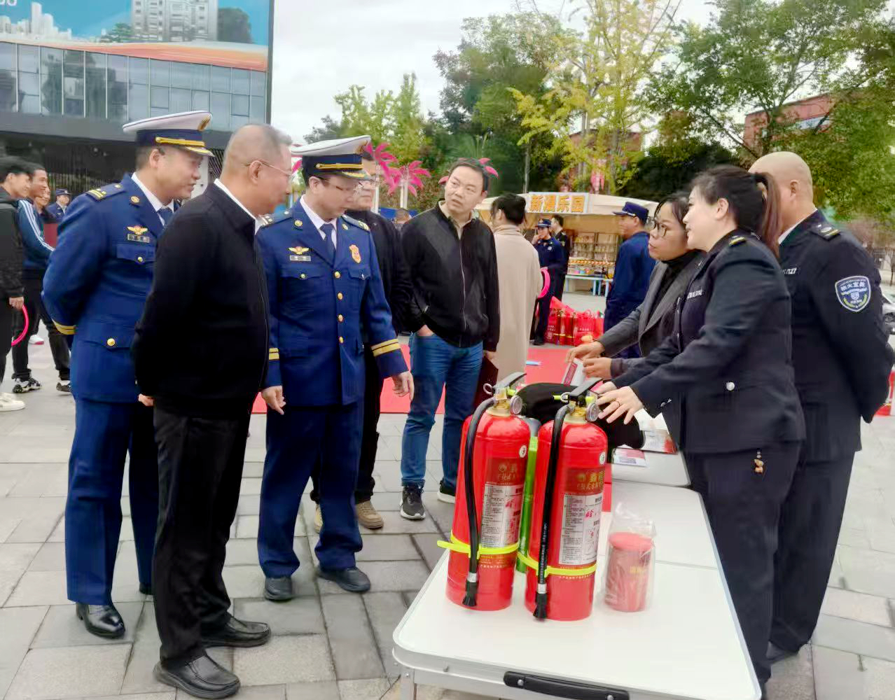 全民消防、生命至上——安全用火用电丨2025年政安消防119消防宣传月活动全国联动